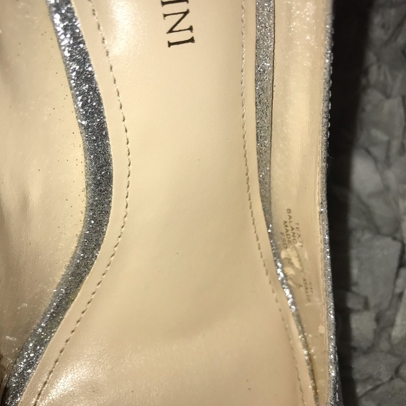 Enzo Angiolini Silver Glitter Pumps - Picture 13 of 14